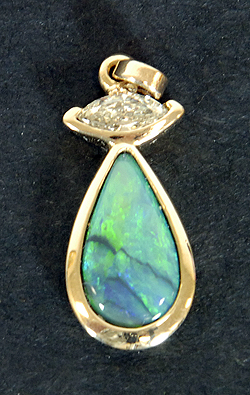 Opal/Marque Diamond by Olivier Peter-Contesse